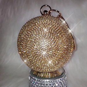 NWT Sparkling Bling Swarovski Crystal Rhinestone Round Purse: Silver Gol…